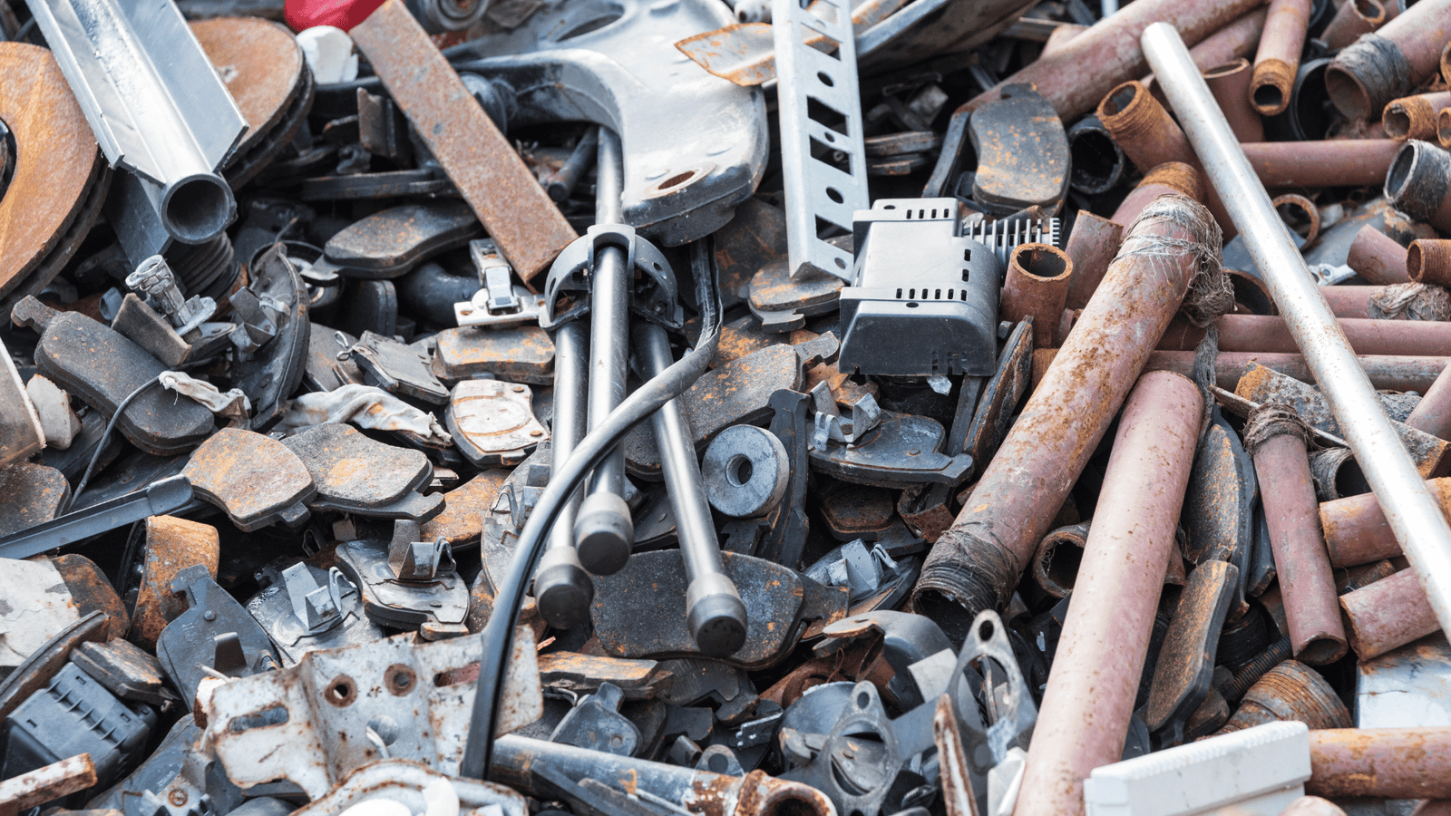 El Plan de Acción de Materias Primas Minerales 2025-2029 y su impacto en el sector de la chatarra